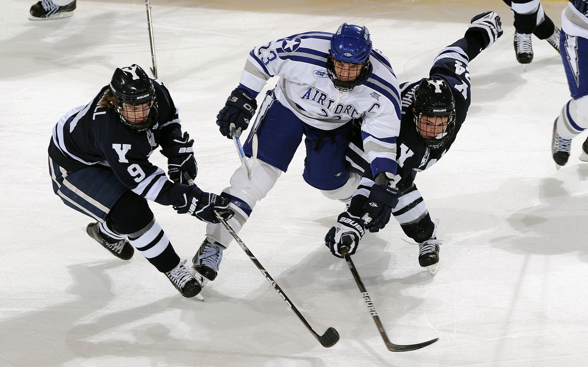 绝境见证巨星诞生！雷霆加时鏖战独行侠，布伦森血战47分钟展现象级价值